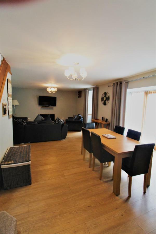 Rose Coach House Villa Pendine Luaran gambar